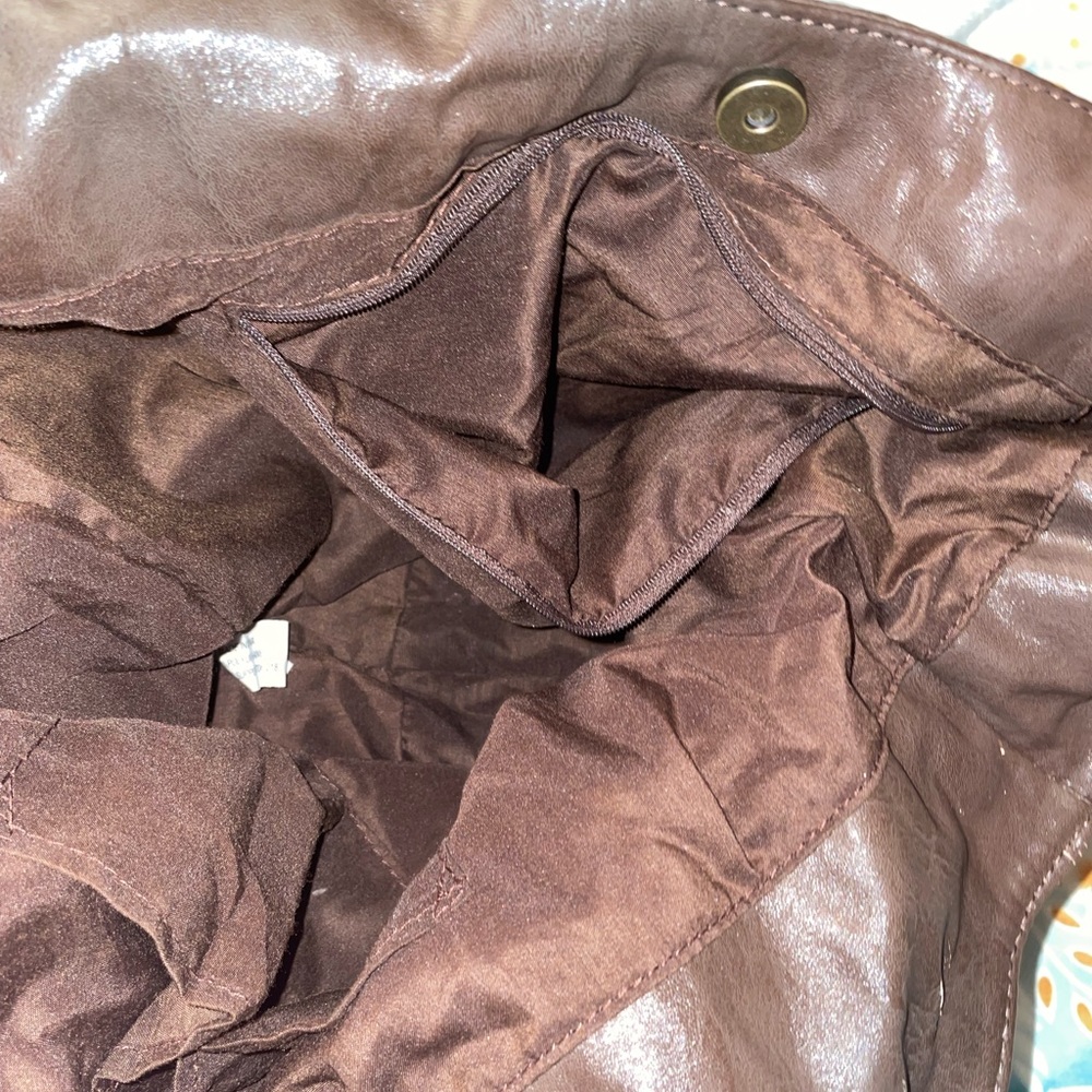 Purses - Picture 7 of 10